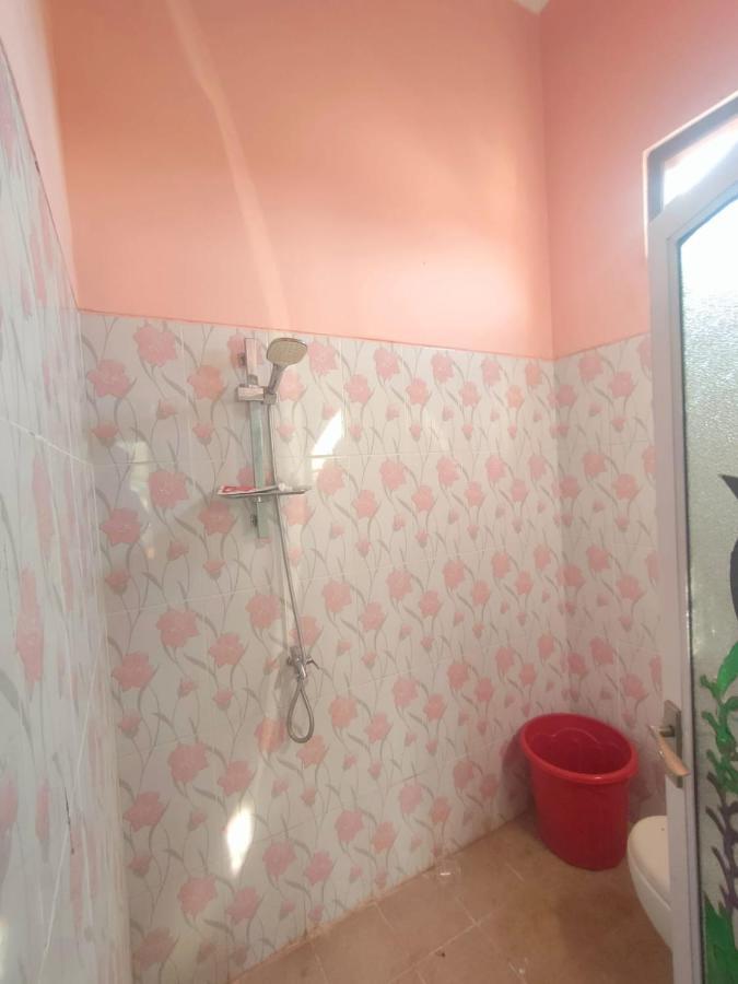 Cahaya Homestay Magelang Esterno foto