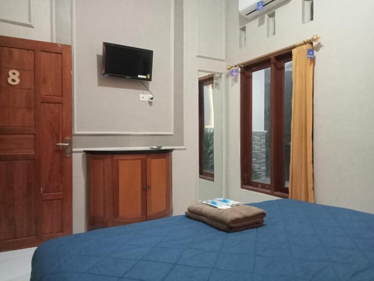 Cahaya Homestay Magelang Esterno foto
